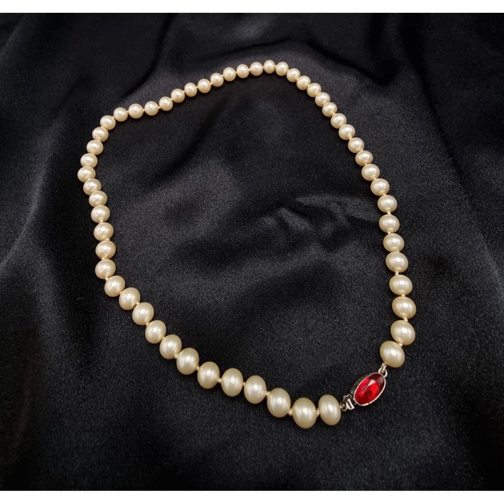 Vintage 1940's-1960's Czechoslovakia Signed Faux Pearl Necklace With Red Gemston